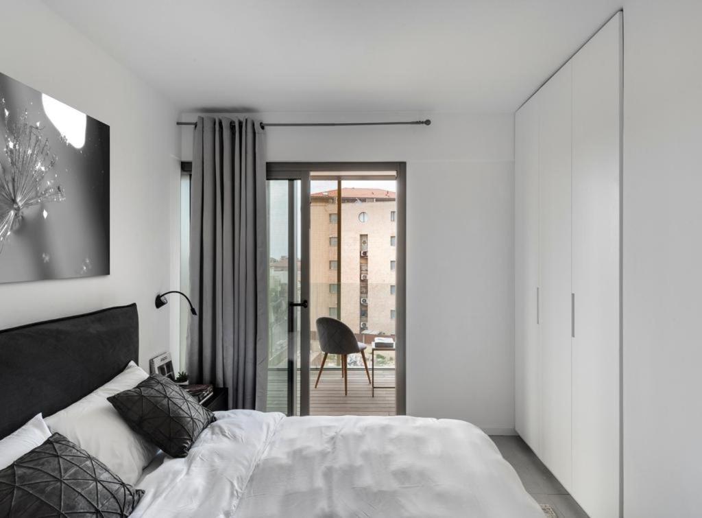 Yefet - By Beach Apartments Tlv Tel Aviv Exterior foto